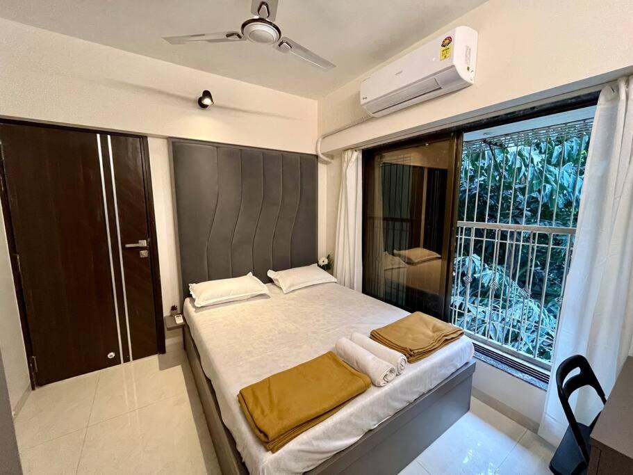 La Timberland 1 Bhk Apartment Mumbai Exterior photo